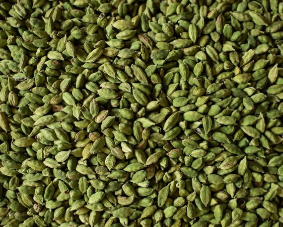Whole green cardamom 1KG | Natural Kerala cardamom directly from Idukki farms | Premium export quality |  Free Shipping